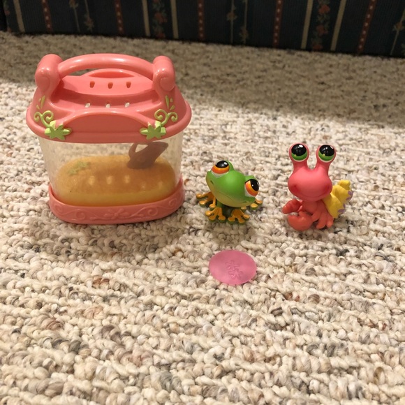 Toys Littlest Pet Shop Frog And Hermit Crab Set Poshmark